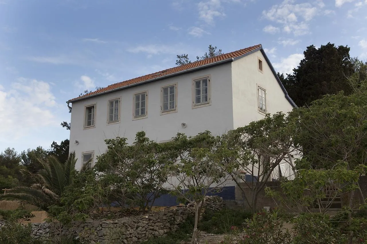 Bed and Breakfast Amarcord Skola Veli Rat